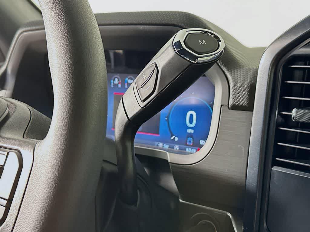 new 2025 Ford F-150 car, priced at $40,643