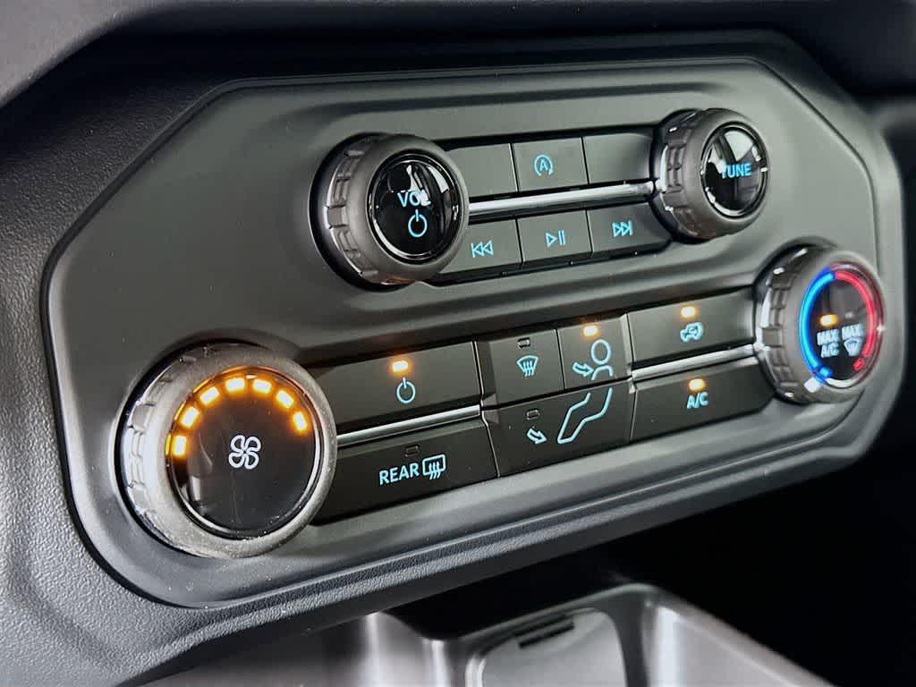 new 2025 Ford Bronco car, priced at $37,341