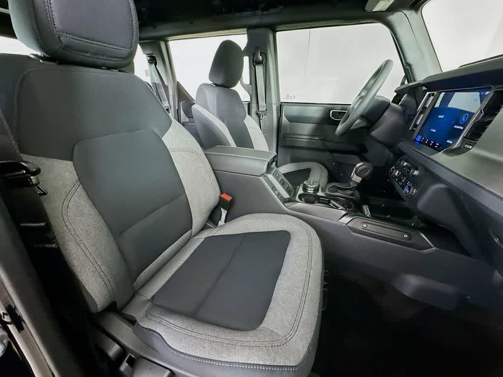 new 2025 Ford Bronco car, priced at $37,341
