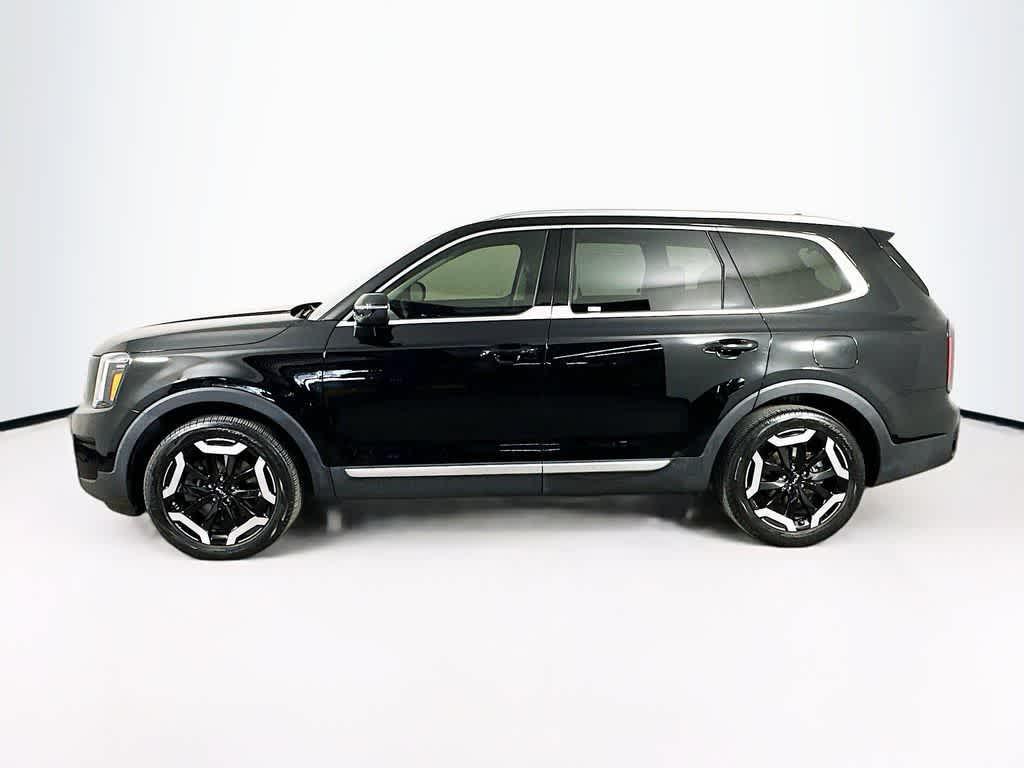 used 2024 Kia Telluride car, priced at $33,608