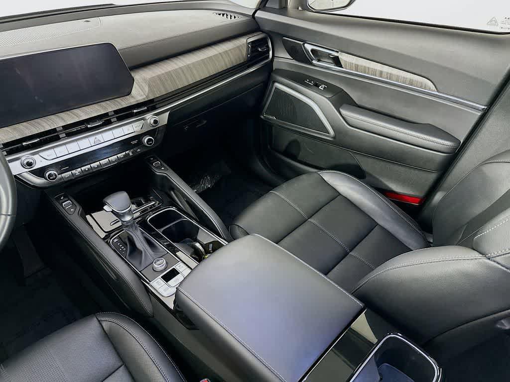 used 2024 Kia Telluride car, priced at $33,608