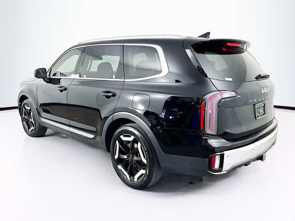 used 2024 Kia Telluride car, priced at $33,608