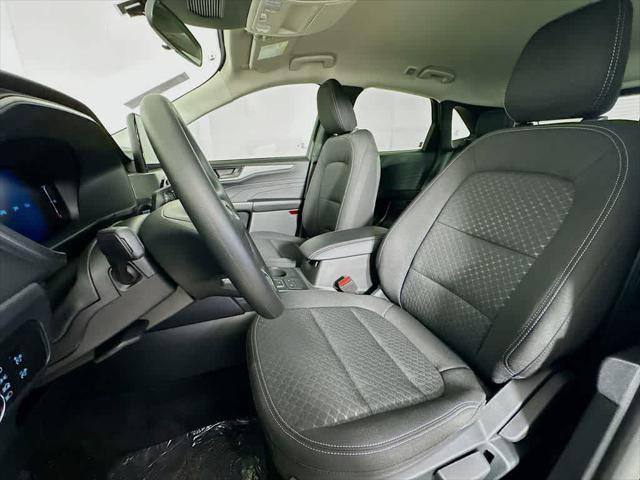 new 2025 Ford Escape car, priced at $28,022