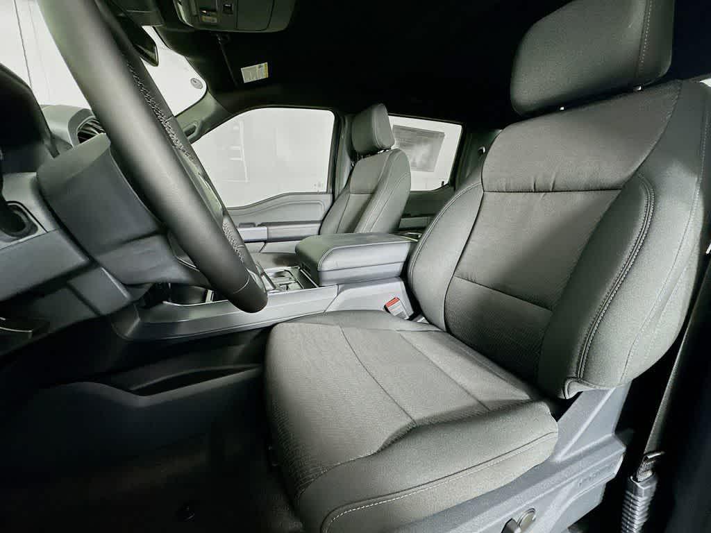 new 2025 Ford F-150 car, priced at $55,305