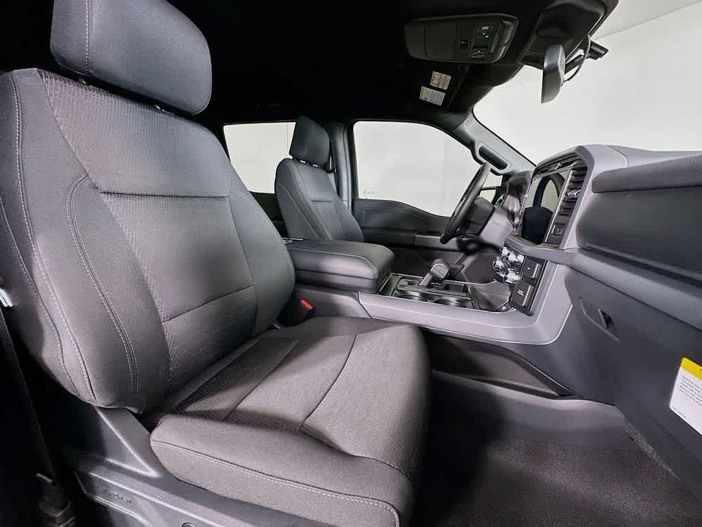 new 2025 Ford F-150 car, priced at $55,305