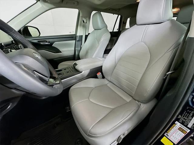 used 2020 Toyota Highlander car, priced at $30,598