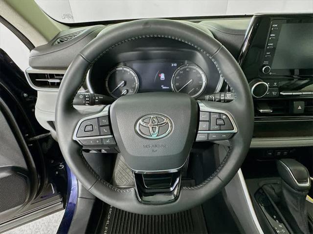 used 2020 Toyota Highlander car, priced at $30,598