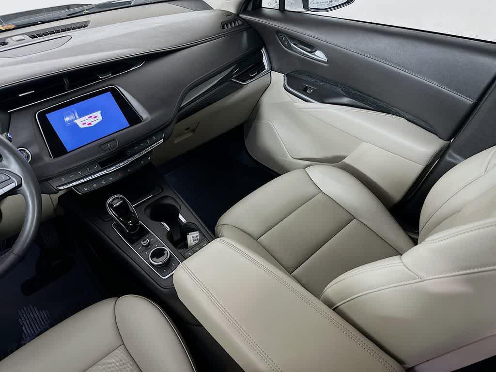 used 2022 Cadillac XT4 car, priced at $29,777
