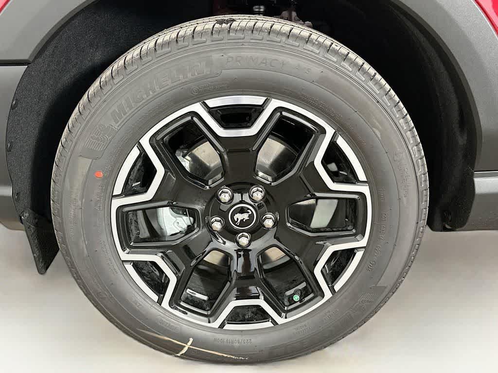 new 2025 Ford Bronco Sport car, priced at $35,292