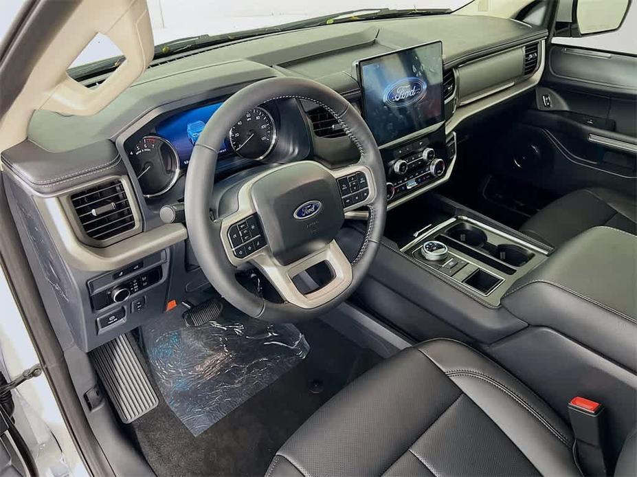 new 2024 Ford Expedition car, priced at $66,596