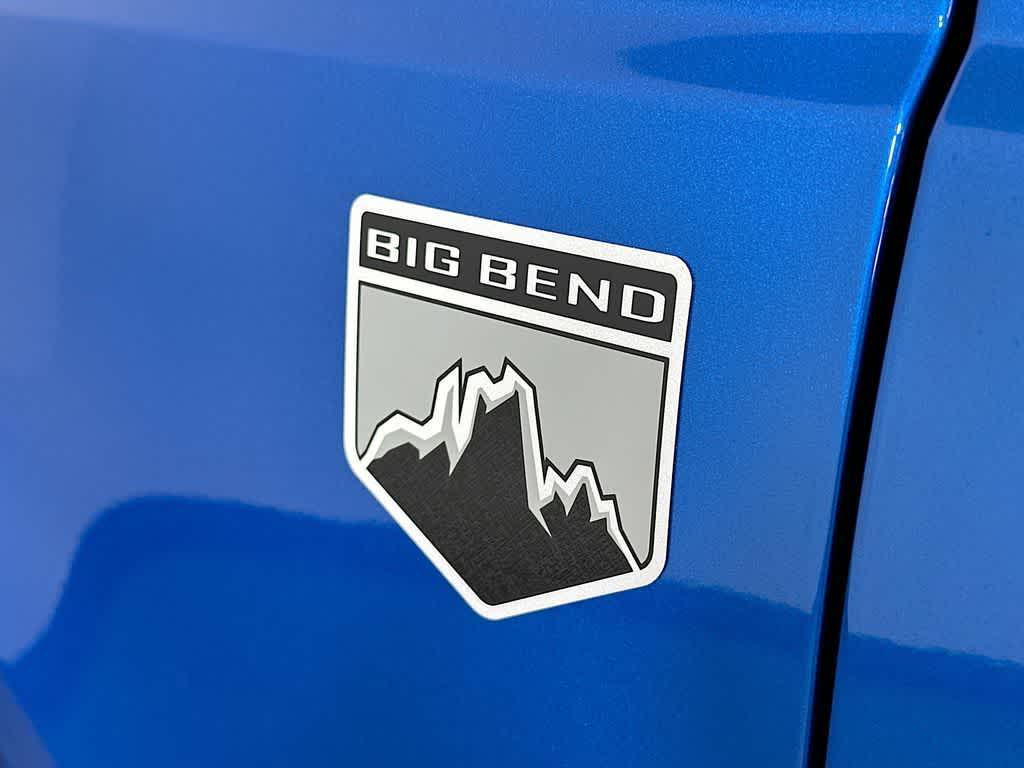 new 2025 Ford Bronco car, priced at $41,952