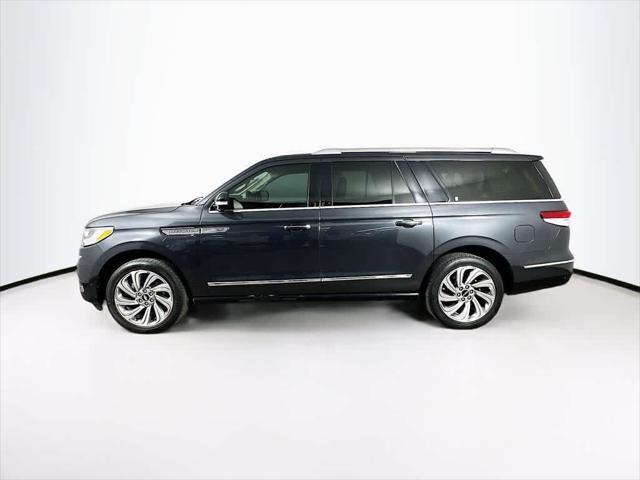 used 2022 Lincoln Navigator car, priced at $51,376
