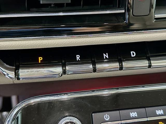 used 2022 Lincoln Navigator car, priced at $51,376