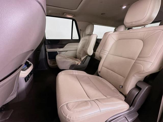 used 2022 Lincoln Navigator car, priced at $54,086