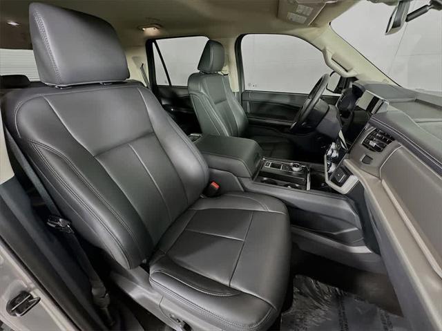 used 2024 Ford Expedition car, priced at $57,625