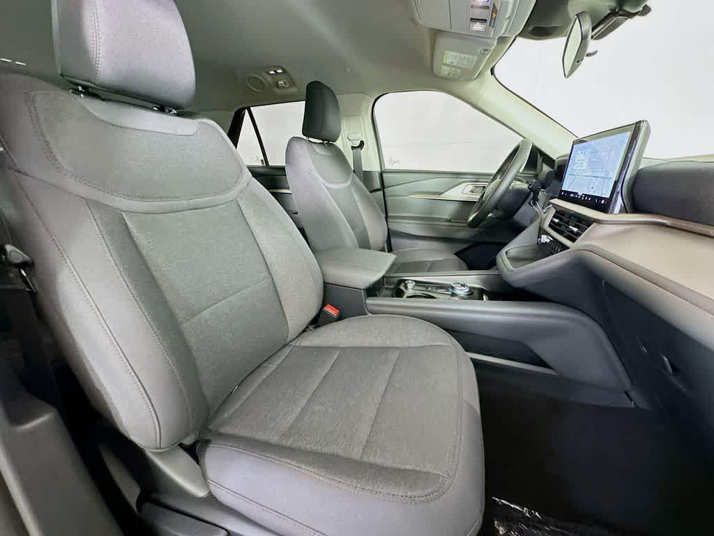 new 2025 Ford Explorer car, priced at $41,440
