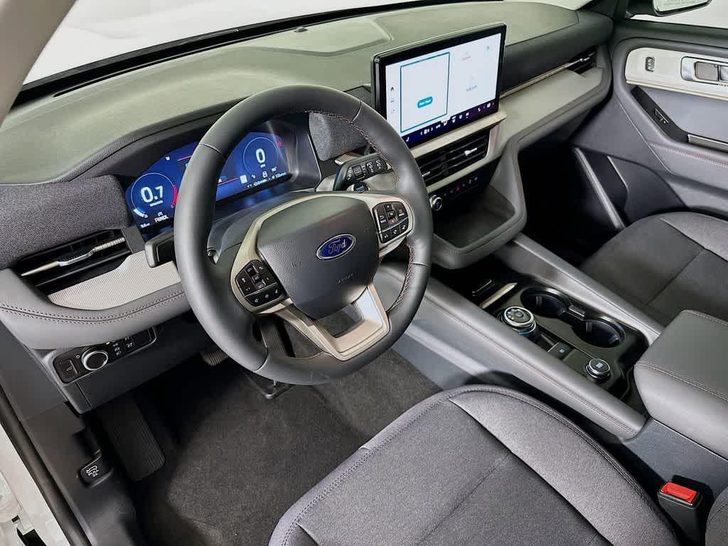 new 2025 Ford Explorer car, priced at $41,440