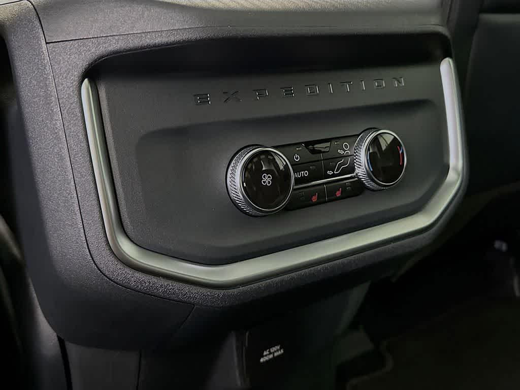 new 2025 Ford Expedition Max car, priced at $80,436