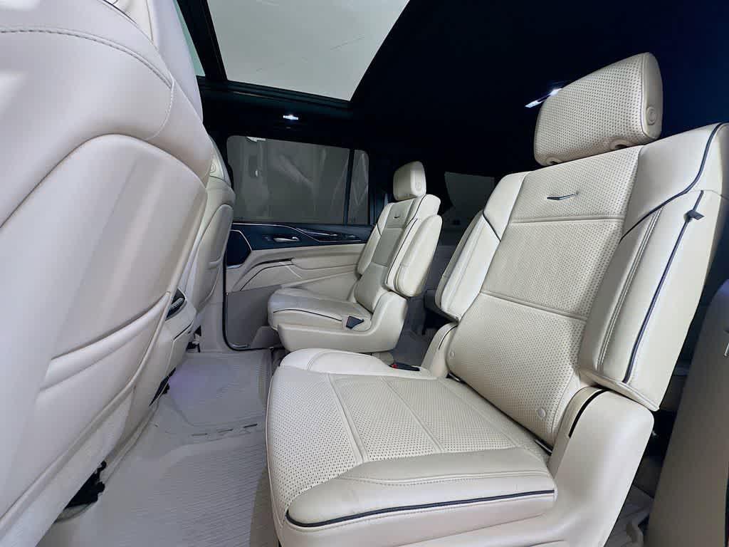 used 2021 Cadillac Escalade ESV car, priced at $49,626