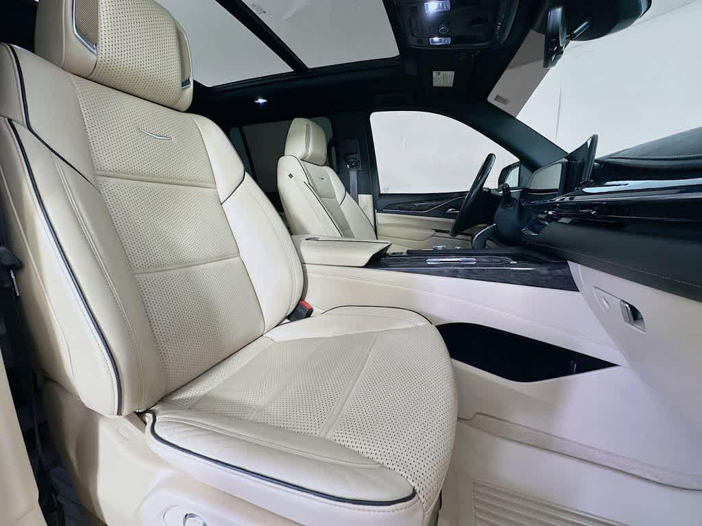 used 2021 Cadillac Escalade ESV car, priced at $49,626