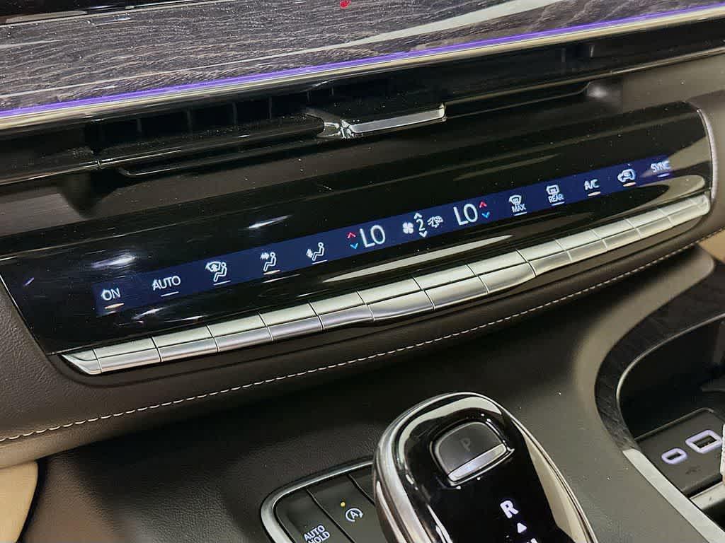 used 2021 Cadillac Escalade ESV car, priced at $49,626