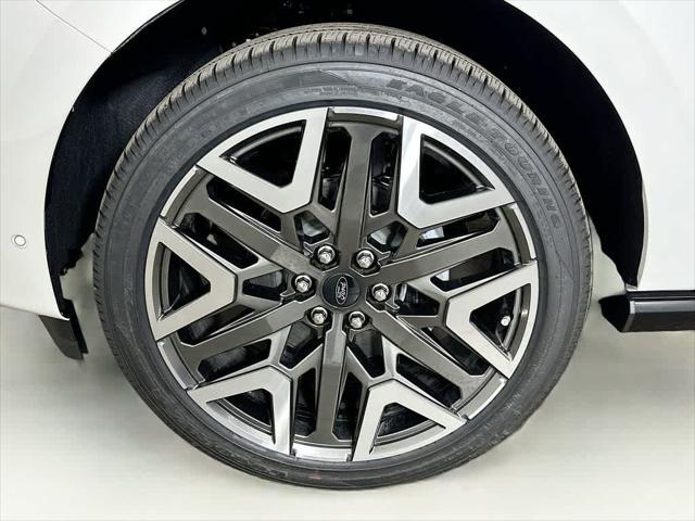 new 2025 Ford Expedition car, priced at $83,711