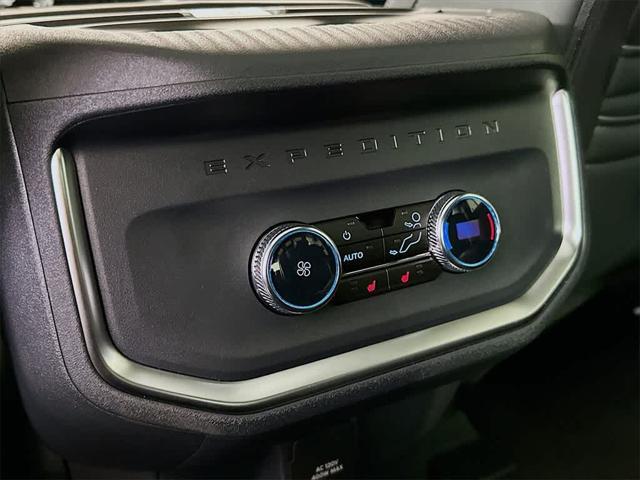 new 2025 Ford Expedition car, priced at $83,025