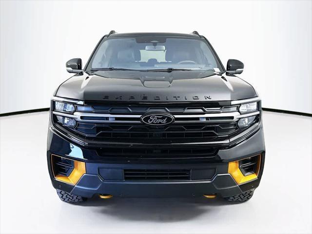 new 2025 Ford Expedition car, priced at $78,044