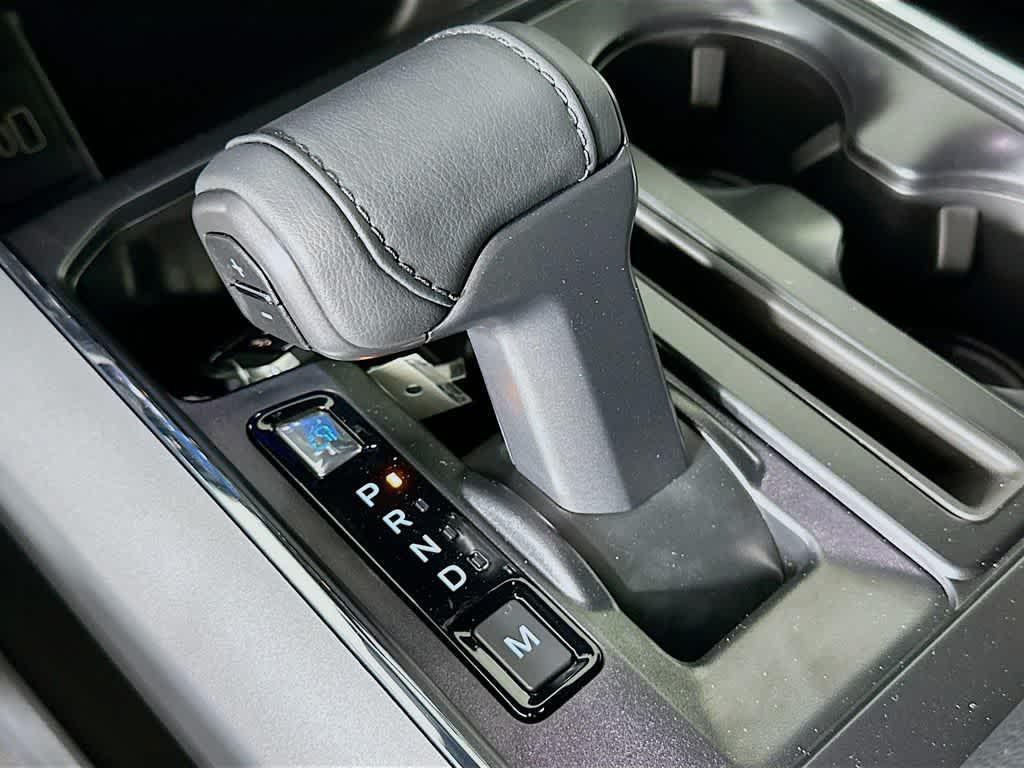 new 2025 Ford F-150 car, priced at $46,884