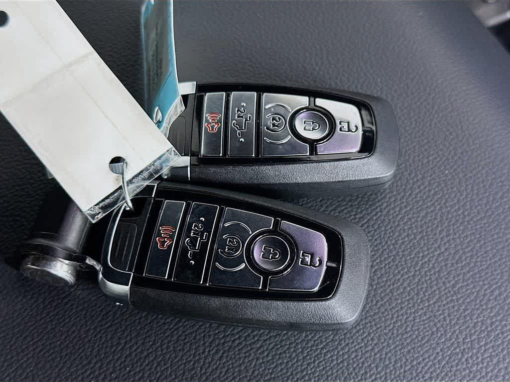 new 2025 Ford F-150 car, priced at $46,884