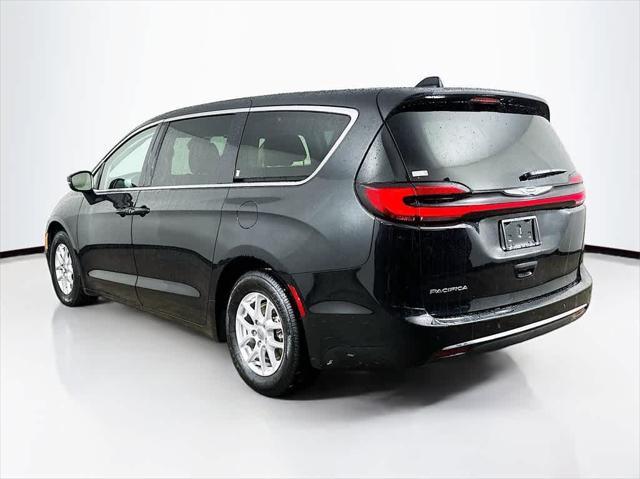 used 2023 Chrysler Pacifica car, priced at $22,256