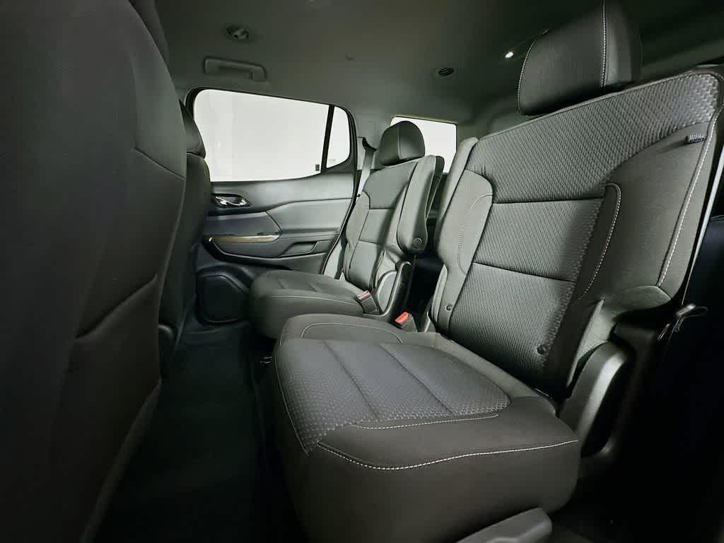 used 2023 GMC Acadia car, priced at $28,807