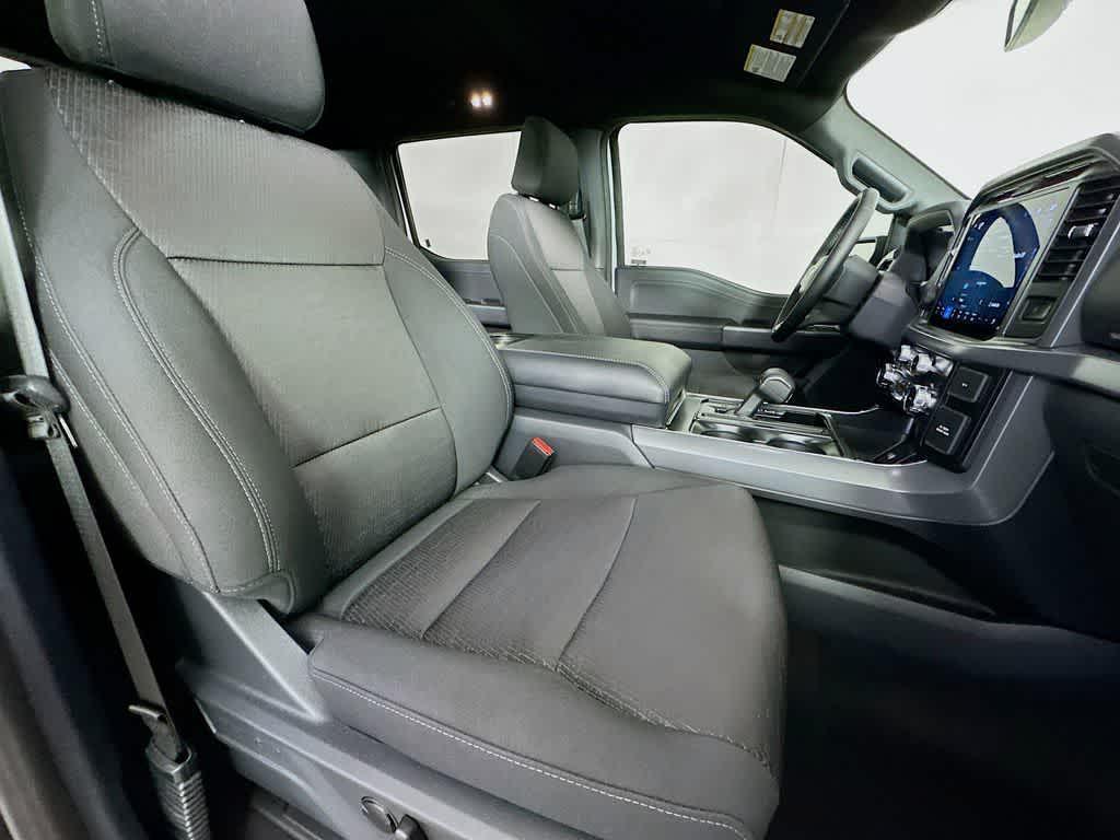 new 2025 Ford F-150 car, priced at $47,877