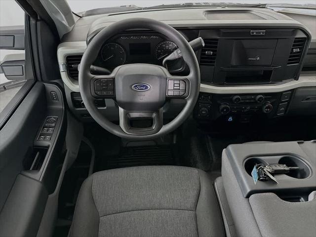 new 2025 Ford F-250 car, priced at $57,500