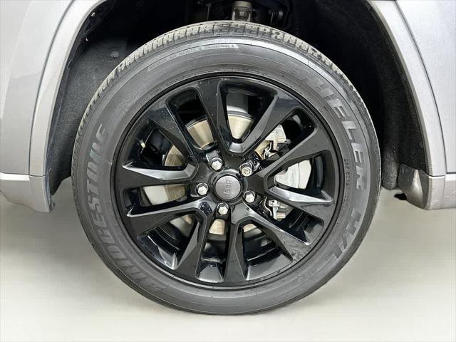 used 2019 Jeep Grand Cherokee car, priced at $15,576