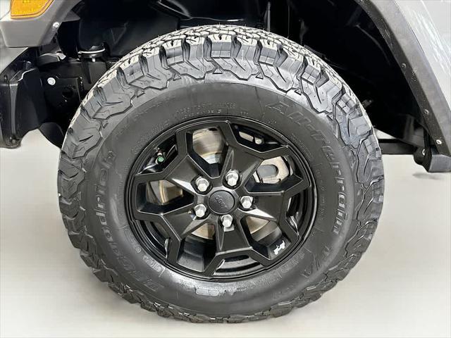 used 2021 Jeep Gladiator car, priced at $30,648