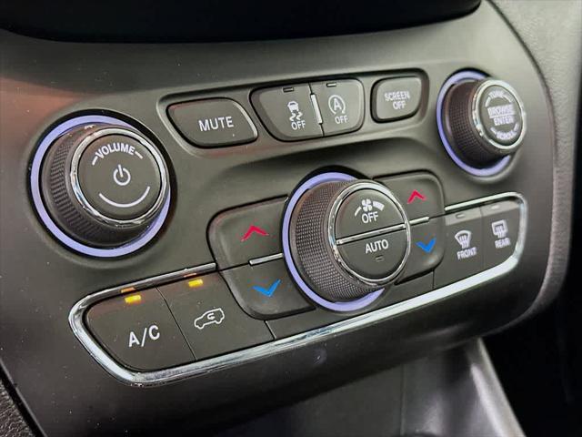 used 2019 Jeep Cherokee car, priced at $12,119