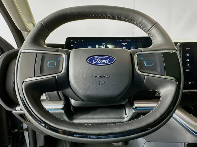 new 2025 Ford Expedition car, priced at $76,219