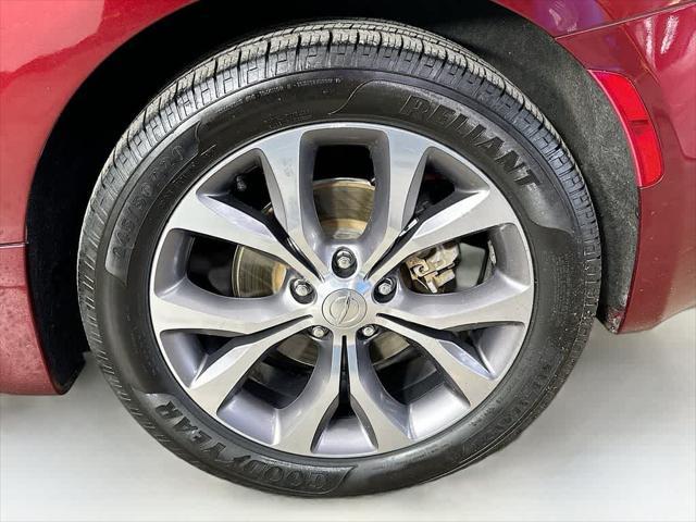 used 2019 Chrysler Pacifica car, priced at $15,900