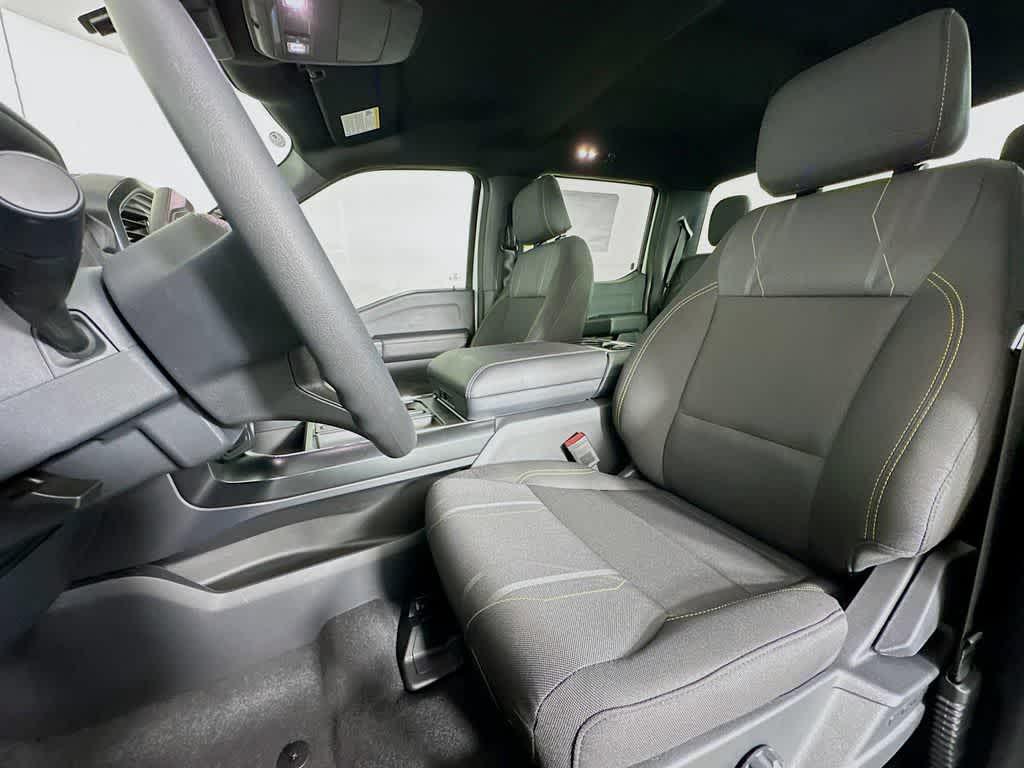 new 2025 Ford F-150 car, priced at $45,945