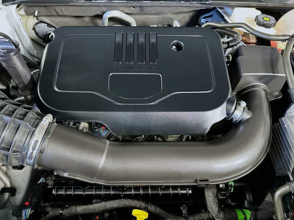 used 2023 GMC Acadia car, priced at $27,856