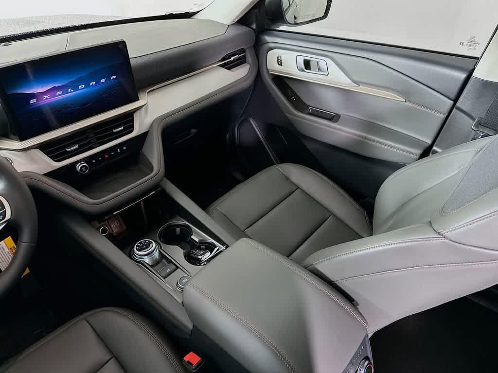 new 2025 Ford Explorer car, priced at $37,485
