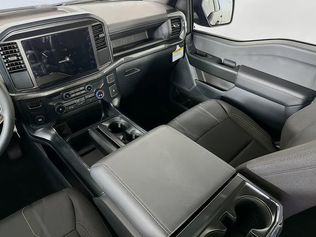 new 2025 Ford F-150 car, priced at $45,945