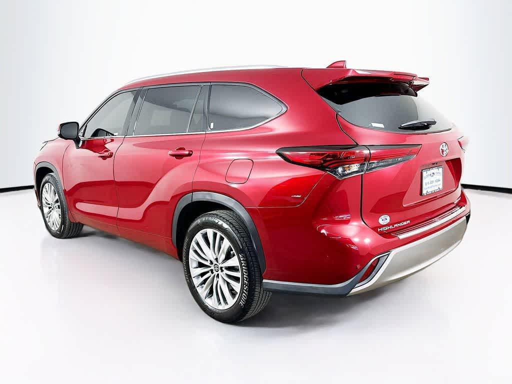 used 2023 Toyota Highlander car, priced at $38,667