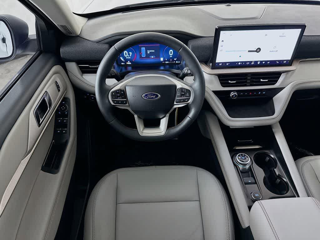 new 2025 Ford Explorer car, priced at $40,968