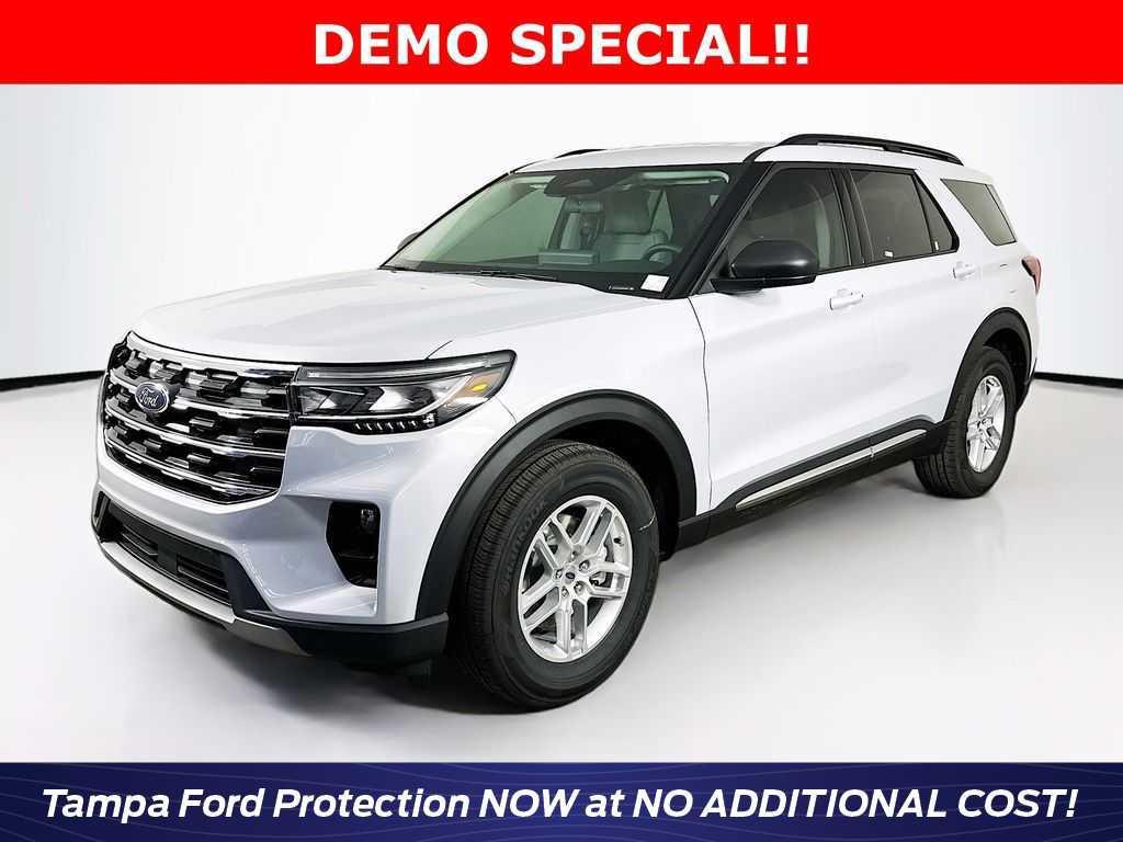new 2025 Ford Explorer car, priced at $40,968