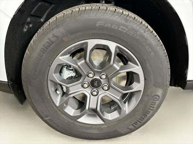 new 2025 Ford Maverick car, priced at $29,722