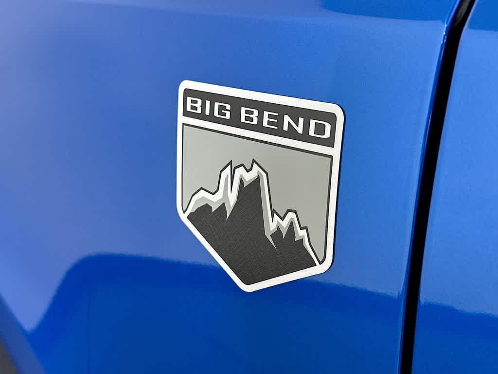 new 2025 Ford Bronco car, priced at $40,008