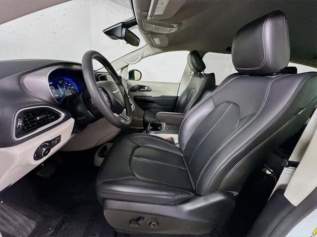 used 2023 Chrysler Pacifica car, priced at $21,651