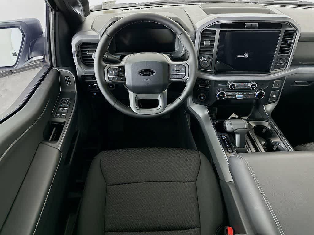 new 2025 Ford F-150 car, priced at $45,672
